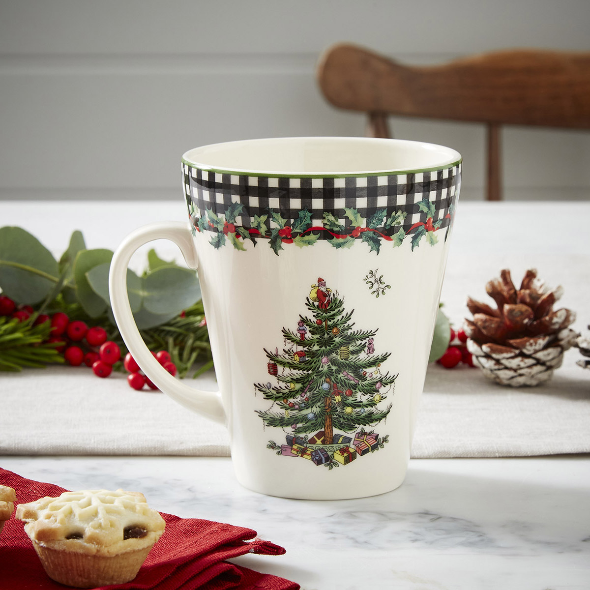 Christmas Tree 2024 Annual Collector Mug image number null